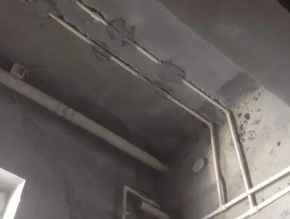 建邺卫生间漏水维修公司分享下卫生间地漏渗漏维修方案。